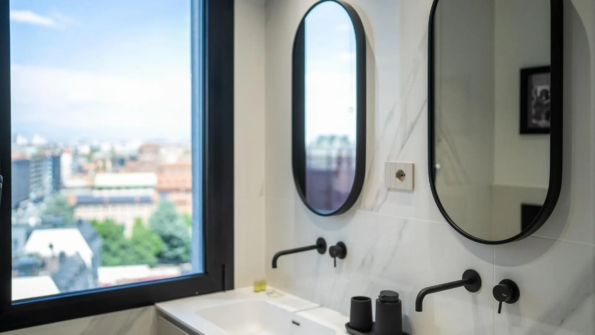 Lumen Milano - Skyline View Attic Lejlighed Italien