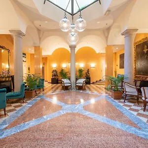فندق ريجينا, ميلان
